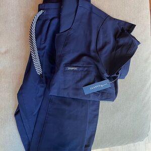 Jaanuu Navy Scrub Set